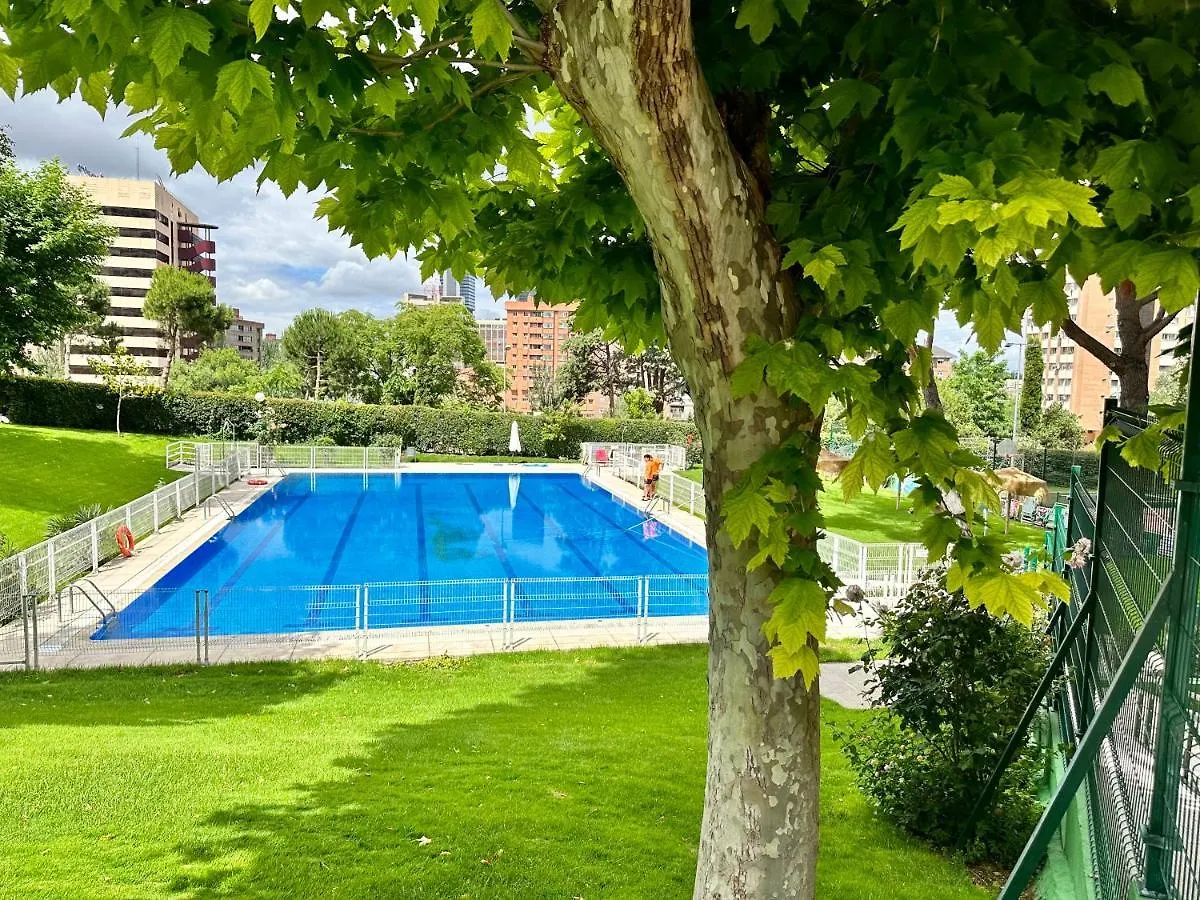 Apartamento De Diseno En Arturo Soria Lejlighed Madrid Spanien